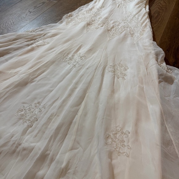 Vintage 100% Silk Beaded Dress Vintage Wedding Dress Vintage Silk Beaded Wedding - Picture 7 of 17